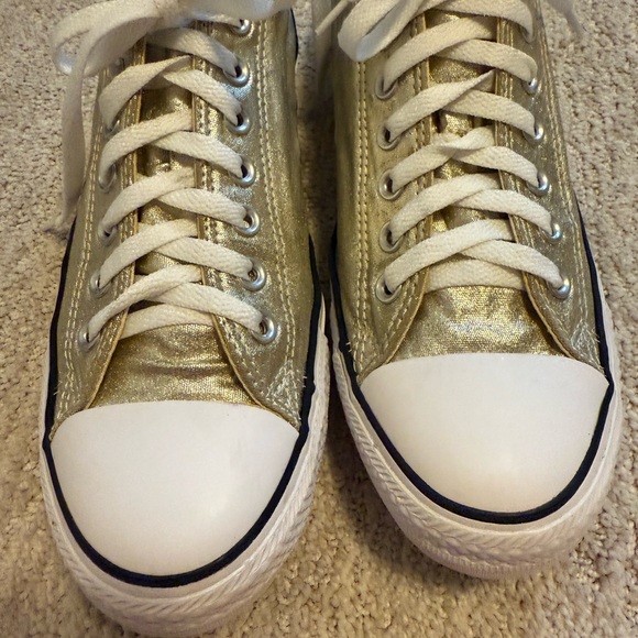 Converse Gold Metallic Low-Top Women’s Sneakers Size 11 Pre-Owned - Picture 5 of 15